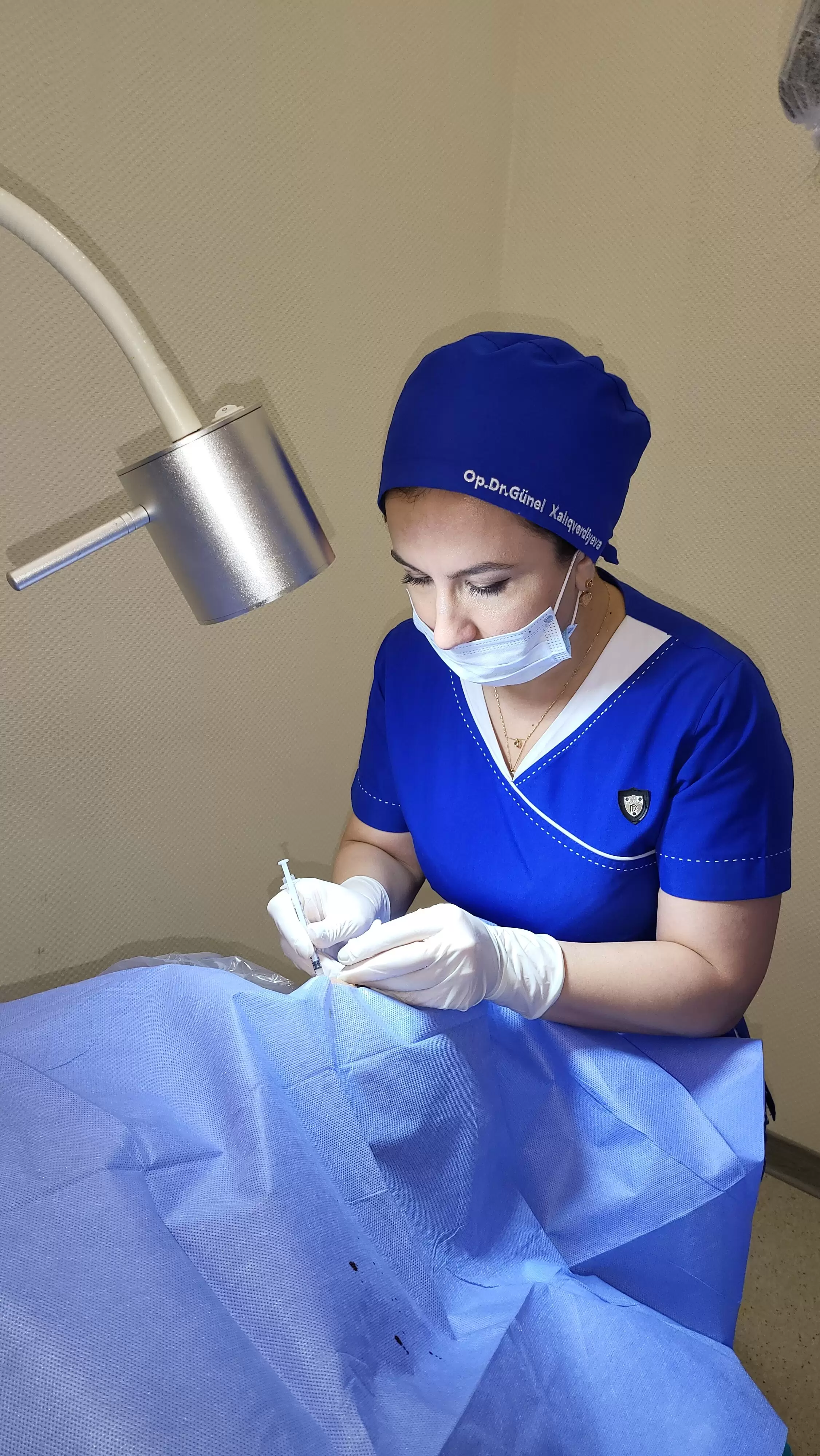 Dr Günel tərəfindən icra edilən göz əməliyyatı
